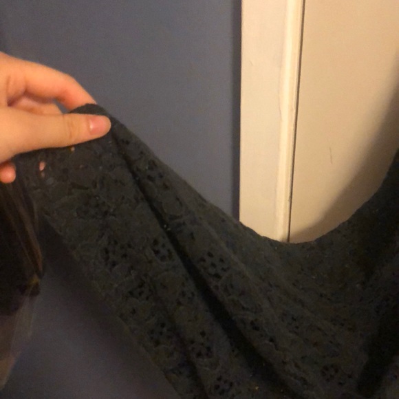 Size 2-4 black dress lace decemt condition 👌 - Picture 6 of 6